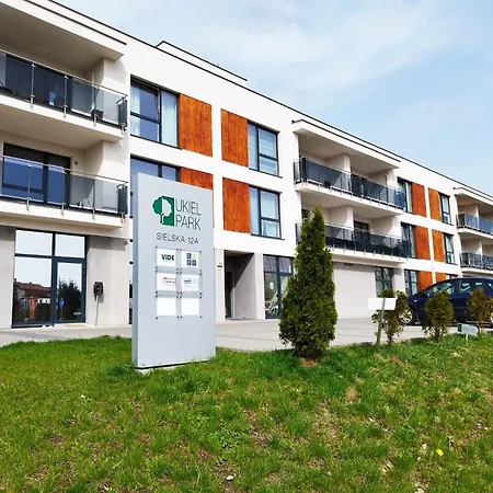 Ukiel Park J&J Apartment Olsztyn  Exterior photo
